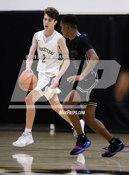 Thumbnail 3 in Moorpark vs Van nuys (Wolverine Invitational) photogallery.