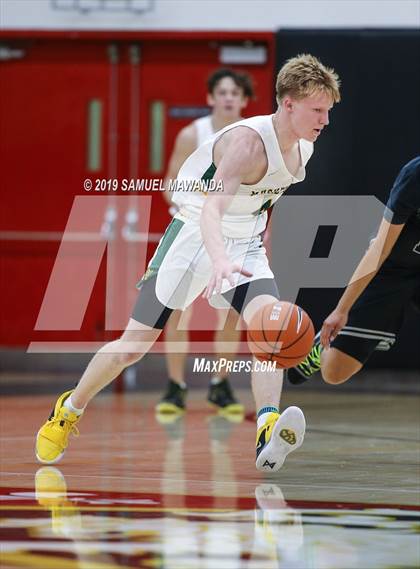 Thumbnail 2 in Moorpark vs Van nuys (Wolverine Invitational) photogallery.