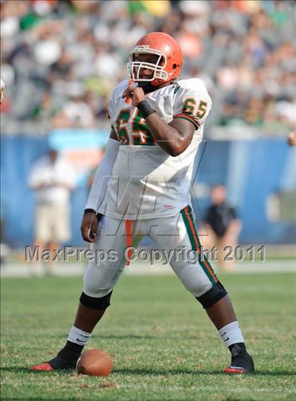 Thumbnail 2 in Providence Catholic vs. Morgan Park (2010 Kickoff Classic) photogallery.