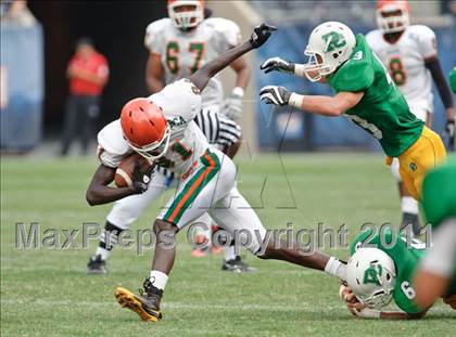 Thumbnail 2 in Providence Catholic vs. Morgan Park (2010 Kickoff Classic) photogallery.