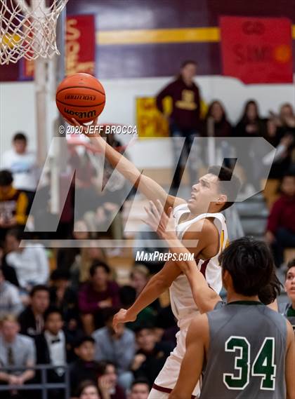 Thumbnail 2 in Royal @ Simi Valley photogallery.