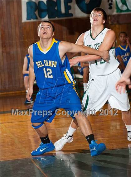 Thumbnail 2 in Del Campo vs Colfax (Kendall Arnett) photogallery.