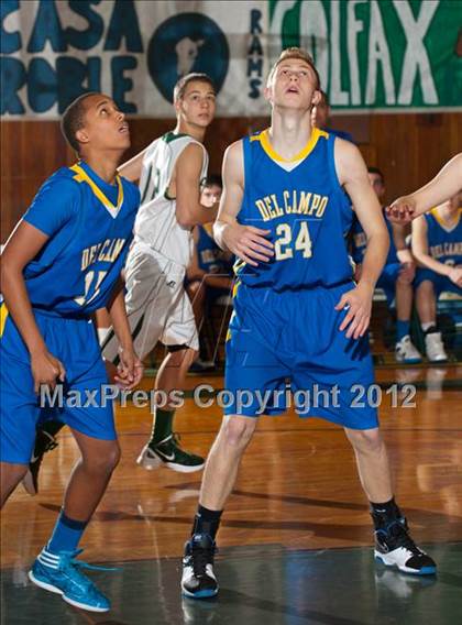 Thumbnail 1 in Del Campo vs Colfax (Kendall Arnett) photogallery.