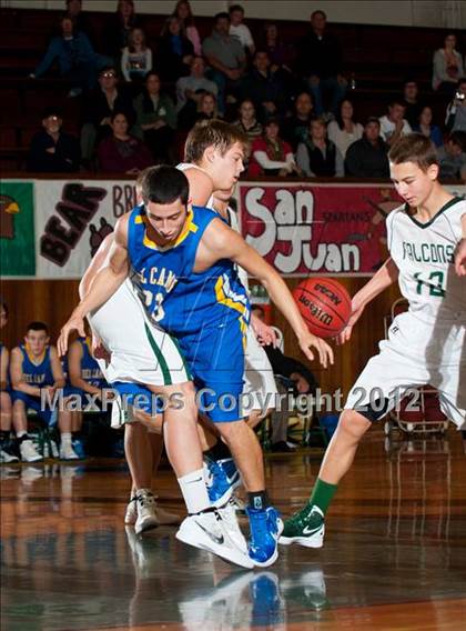 Thumbnail 3 in Del Campo vs Colfax (Kendall Arnett) photogallery.