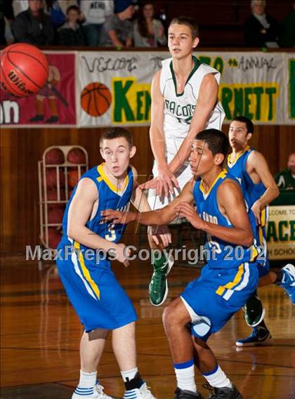 Thumbnail 1 in Del Campo vs Colfax (Kendall Arnett) photogallery.