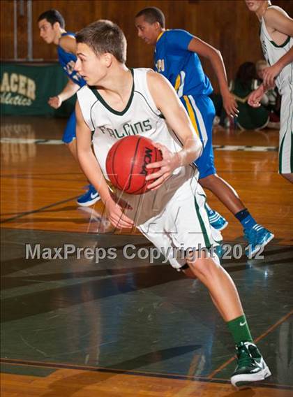 Thumbnail 2 in Del Campo vs Colfax (Kendall Arnett) photogallery.