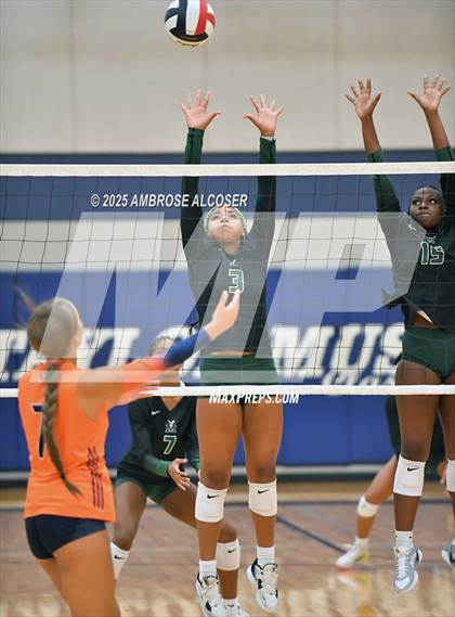 Thumbnail 2 in Mayde Creek vs. Bridgeland (KISD/CFISD Tournament) photogallery.