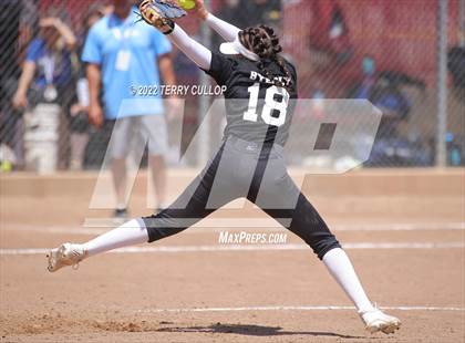 Thumbnail 3 in Canyon View vs. Carbon (UHSAA 3A Quarterfinal) photogallery.