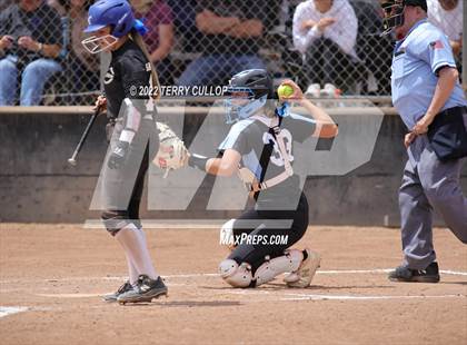Thumbnail 2 in Canyon View vs. Carbon (UHSAA 3A Quarterfinal) photogallery.