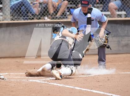 Thumbnail 1 in Canyon View vs. Carbon (UHSAA 3A Quarterfinal) photogallery.