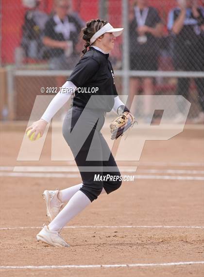 Thumbnail 3 in Canyon View vs. Carbon (UHSAA 3A Quarterfinal) photogallery.