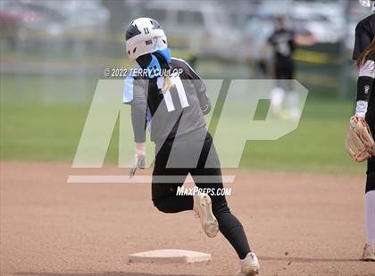 Thumbnail 2 in Canyon View vs. Carbon (UHSAA 3A Quarterfinal) photogallery.
