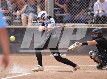 Thumbnail 2 in Canyon View vs. Carbon (UHSAA 3A Quarterfinal) photogallery.