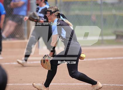 Thumbnail 3 in Canyon View vs. Carbon (UHSAA 3A Quarterfinal) photogallery.