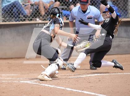 Thumbnail 3 in Canyon View vs. Carbon (UHSAA 3A Quarterfinal) photogallery.