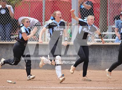 Thumbnail 3 in Canyon View vs. Carbon (UHSAA 3A Quarterfinal) photogallery.
