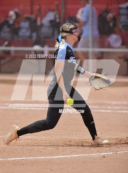Thumbnail 3 in Canyon View vs. Carbon (UHSAA 3A Quarterfinal) photogallery.