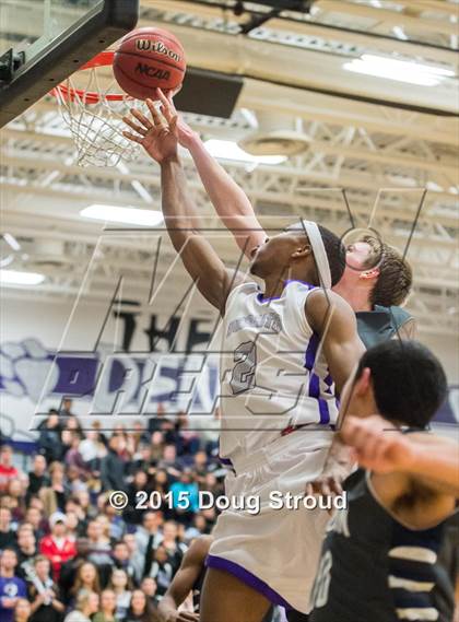 Thumbnail 3 in Battlefield vs. Osbourn photogallery.