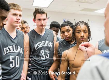 Thumbnail 3 in Battlefield vs. Osbourn photogallery.