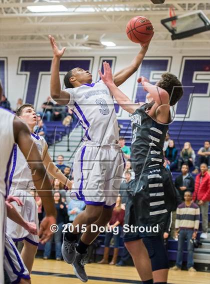 Thumbnail 1 in Battlefield vs. Osbourn photogallery.