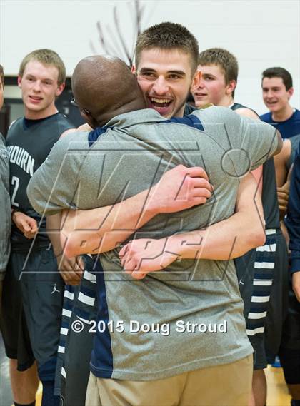 Thumbnail 3 in Battlefield vs. Osbourn photogallery.