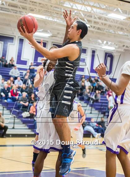 Thumbnail 3 in Battlefield vs. Osbourn photogallery.