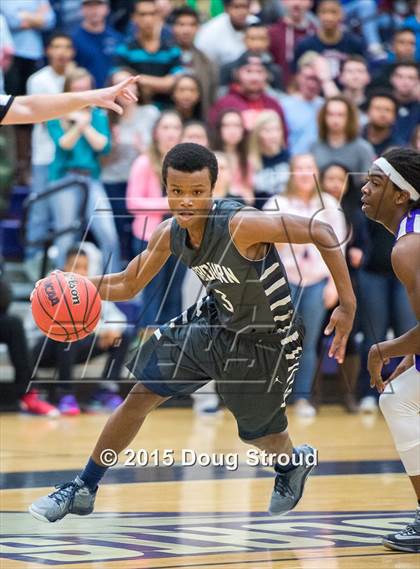 Thumbnail 2 in Battlefield vs. Osbourn photogallery.
