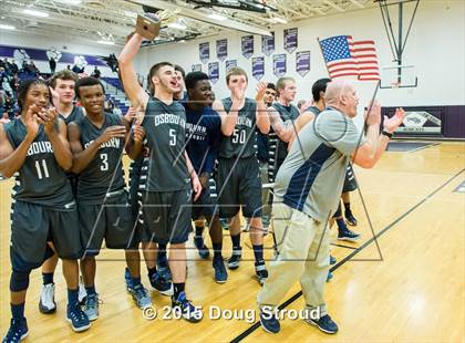 Thumbnail 3 in Battlefield vs. Osbourn photogallery.