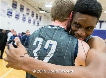 Thumbnail 3 in Battlefield vs. Osbourn photogallery.
