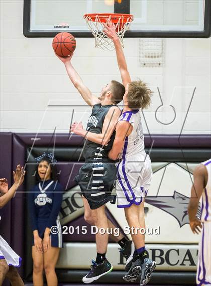 Thumbnail 1 in Battlefield vs. Osbourn photogallery.