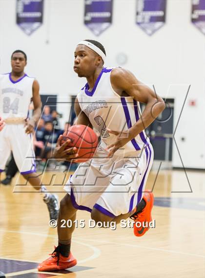 Thumbnail 2 in Battlefield vs. Osbourn photogallery.