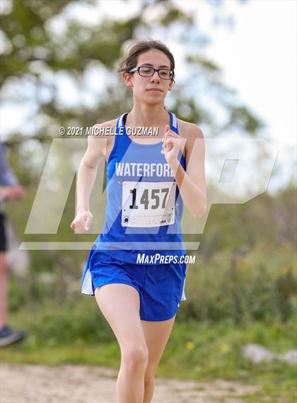 Thumbnail 1 in River Bluff Cross Country Meet photogallery.