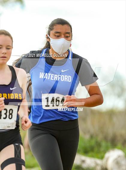 Thumbnail 1 in River Bluff Cross Country Meet photogallery.
