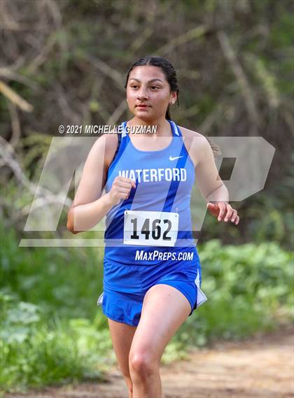 Thumbnail 1 in River Bluff Cross Country Meet photogallery.