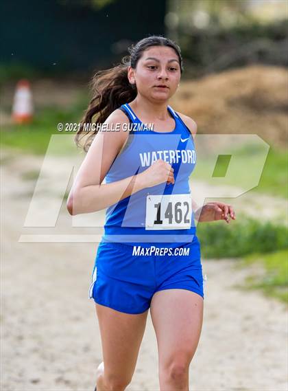 Thumbnail 2 in River Bluff Cross Country Meet photogallery.