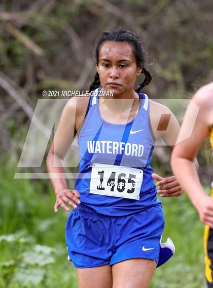 Thumbnail 1 in River Bluff Cross Country Meet photogallery.