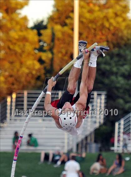 Thumbnail 2 in CIF State Championships (Prelims - Boys Pole Vault) photogallery.