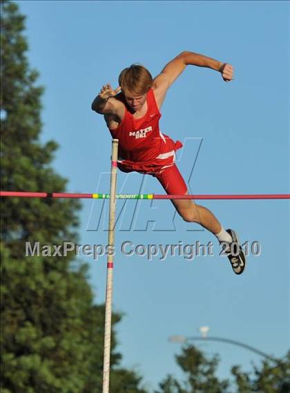 Thumbnail 1 in CIF State Championships (Prelims - Boys Pole Vault) photogallery.