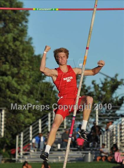 Thumbnail 3 in CIF State Championships (Prelims - Boys Pole Vault) photogallery.