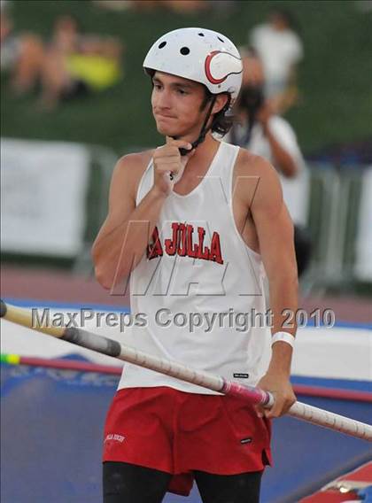 Thumbnail 2 in CIF State Championships (Prelims - Boys Pole Vault) photogallery.