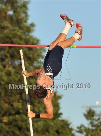 Thumbnail 2 in CIF State Championships (Prelims - Boys Pole Vault) photogallery.