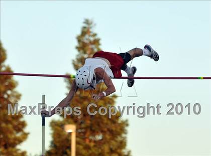 Thumbnail 3 in CIF State Championships (Prelims - Boys Pole Vault) photogallery.