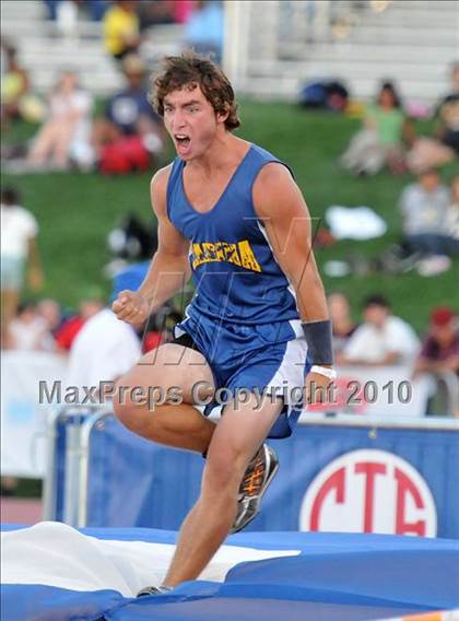 Thumbnail 1 in CIF State Championships (Prelims - Boys Pole Vault) photogallery.