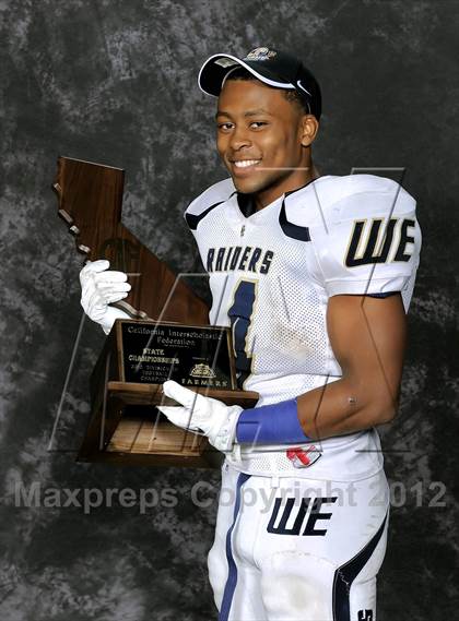 Thumbnail 2 in Central Catholic (CIF State D4 Final Awards) photogallery.
