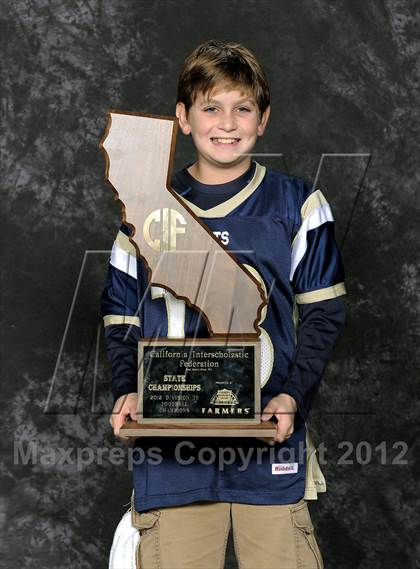 Thumbnail 2 in Central Catholic (CIF State D4 Final Awards) photogallery.