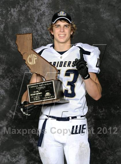 Thumbnail 2 in Central Catholic (CIF State D4 Final Awards) photogallery.