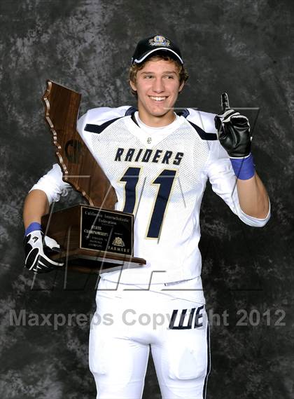 Thumbnail 2 in Central Catholic (CIF State D4 Final Awards) photogallery.