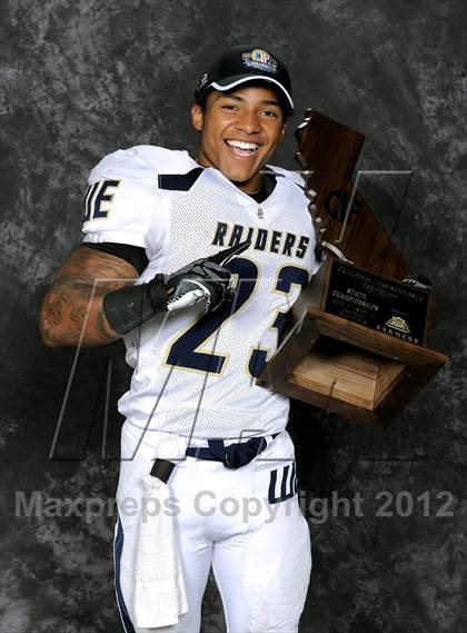 Thumbnail 1 in Central Catholic (CIF State D4 Final Awards) photogallery.