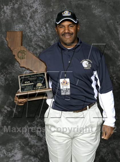 Thumbnail 3 in Central Catholic (CIF State D4 Final Awards) photogallery.
