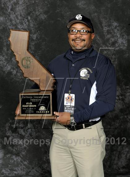 Thumbnail 3 in Central Catholic (CIF State D4 Final Awards) photogallery.